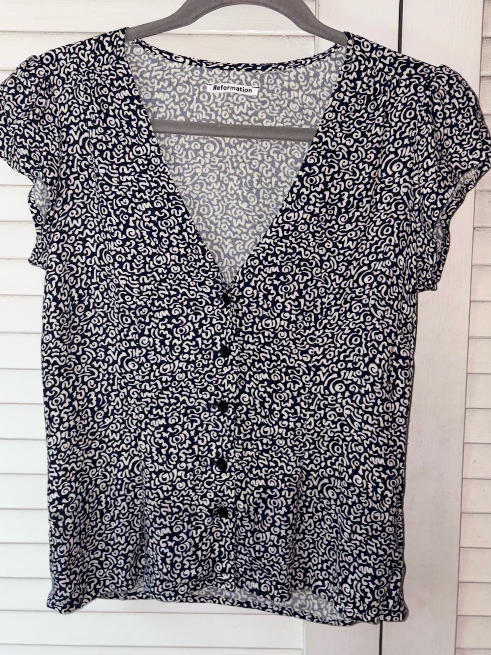Reformation Bella Blue White Fitted V Neck Cap Sleeve Top size 4 - Picture 4 of 9